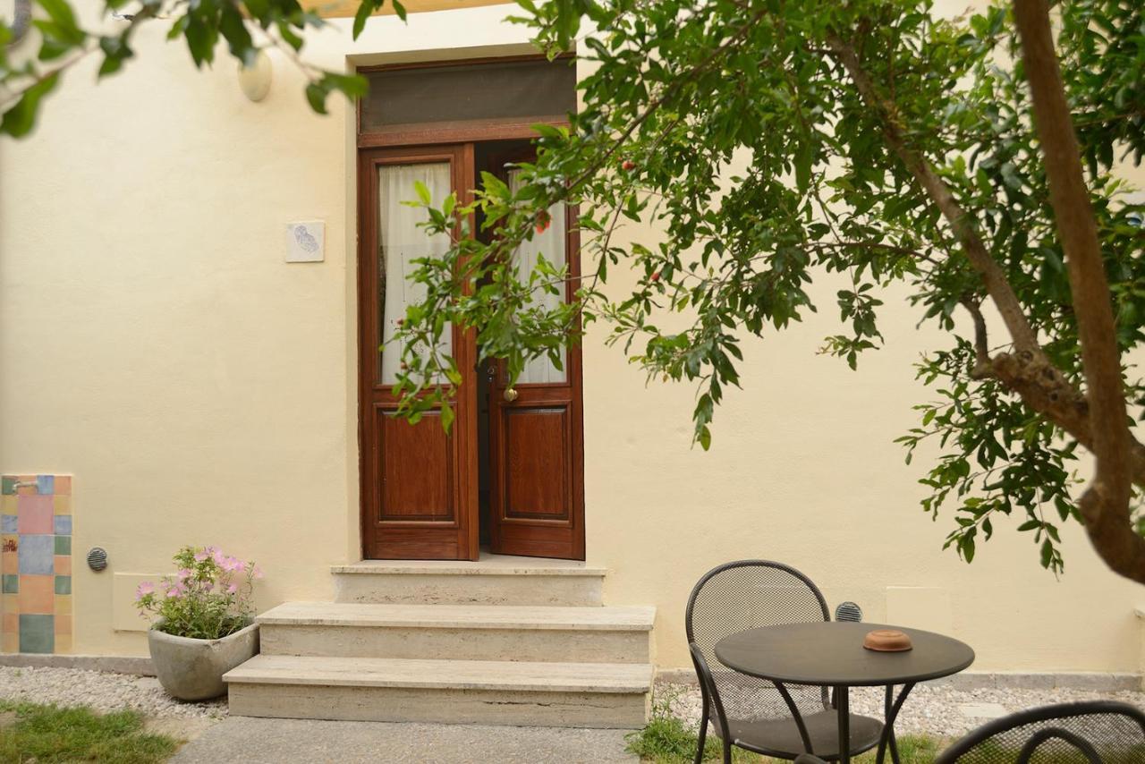 Casa Del Geco Bed & Breakfast Paestum Ngoại thất bức ảnh